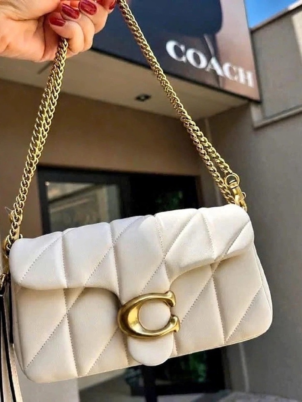 Coach Pillow Tabby Shoulder Bag 26 with Quilting Quilted White